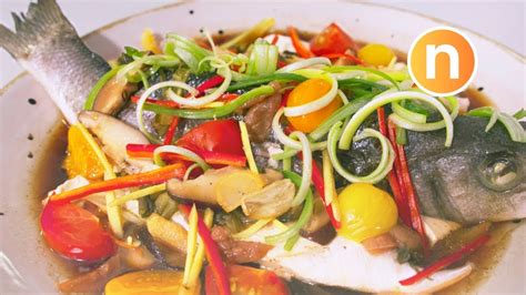  Zhuzhou Steamed Fish with Pickled Vegetables: Can Aromatic Spices and Tangy Fermentations Combine to Create Culinary Nirvana?