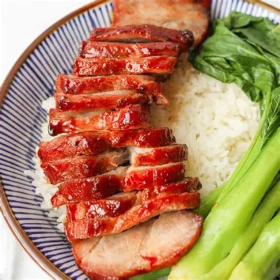  Dongpo Pork: Can You Resist the Alluring Char Siu Glaze Drizzled Over Tender Braised Perfection?