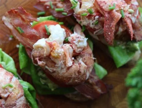  Lobster Roll Indulges in Creamy Luxury While Offering Tangy Beachfront Bliss