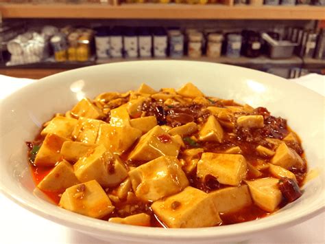  Spicy and Soothing: Will Fushun's Mapo Tofu Ignite Your Taste Buds and Comfort Your Soul?